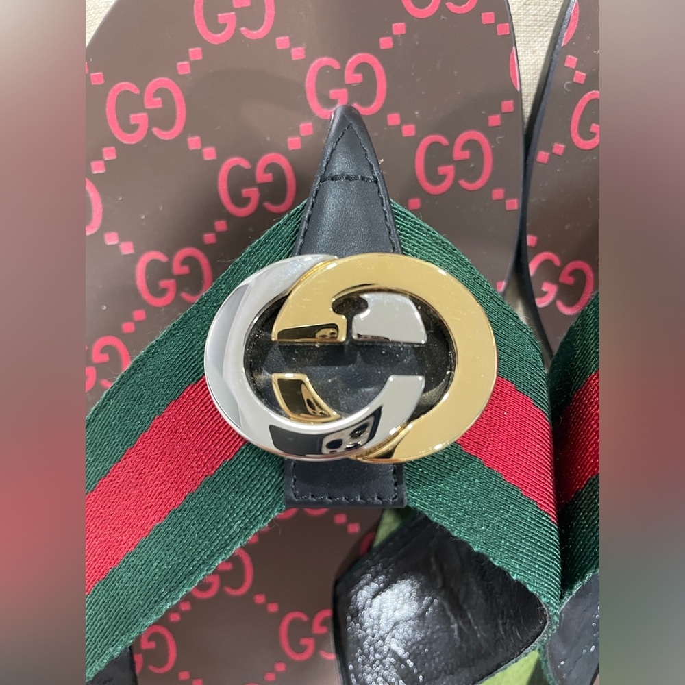 SOLD!! ❌❌❌ Gucci GG thong web sandal ✨